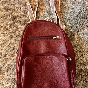 THIRTY ONE BACKPACK RED FAUX PEBBLE LEATHER